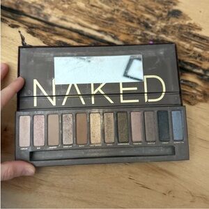 Urban Decay Naked 1 discontinued Palette - Neutral and Smoky Shades